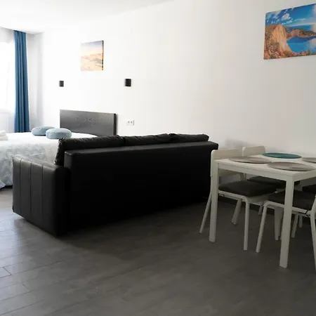Almada Downtown 102 Apartment Porto