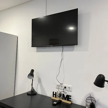 Almada Downtown 102 *